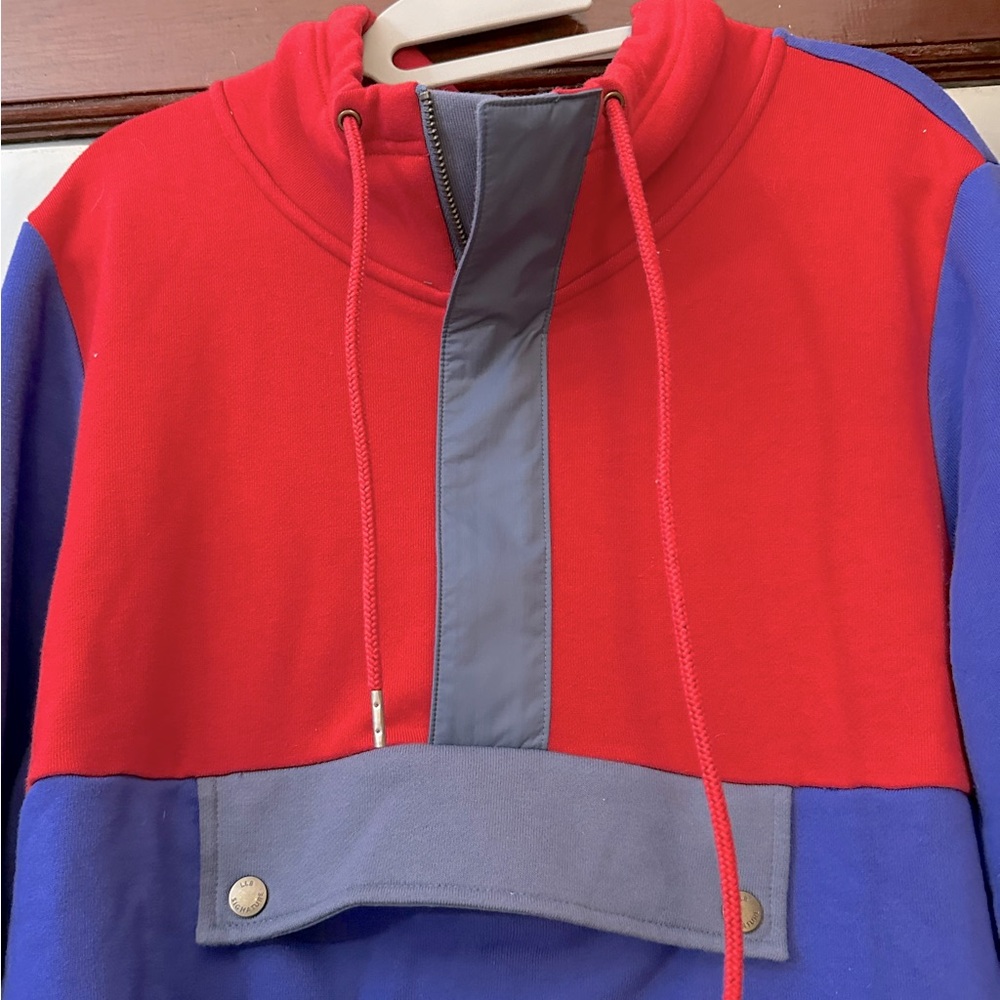 LL Bean Sweatshirt - Picture 2 of 5